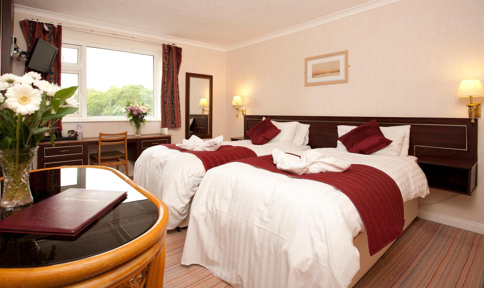 Denewood Hotel Bournemouth Exterior foto